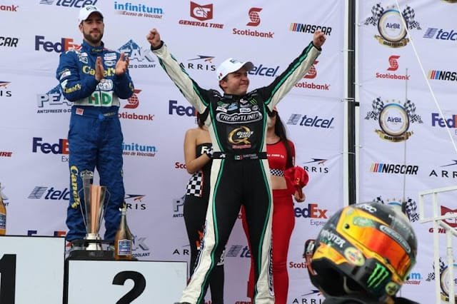 Carrera impecable para Santiago Tovar