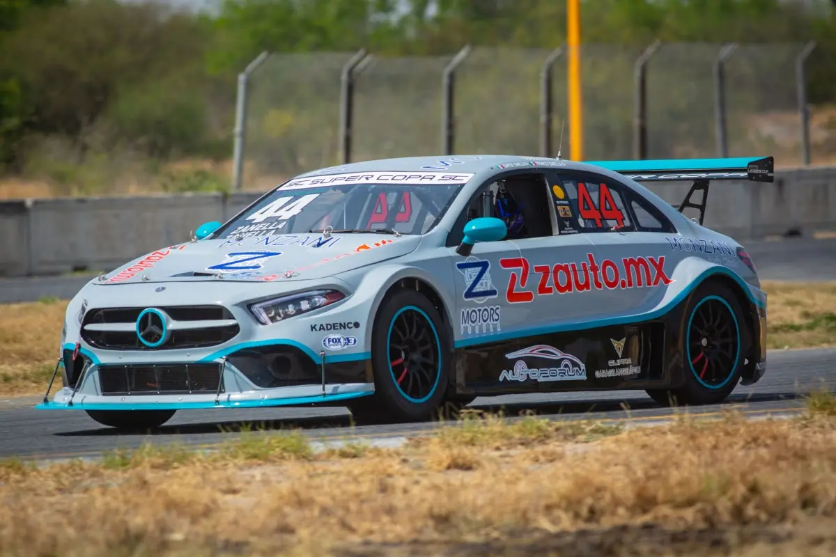 Podios para el Z Motors en Monterrey