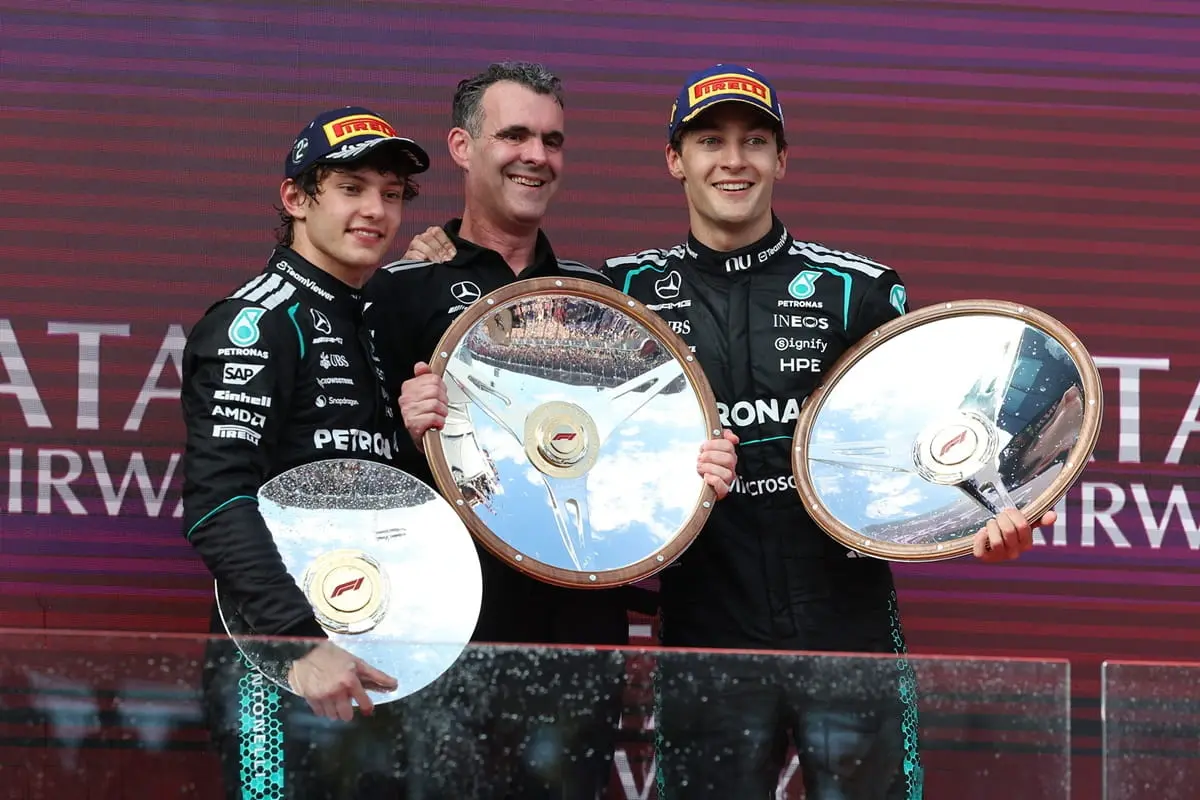 George Russsell lideró el 1-2 para Mercedes en Australia
