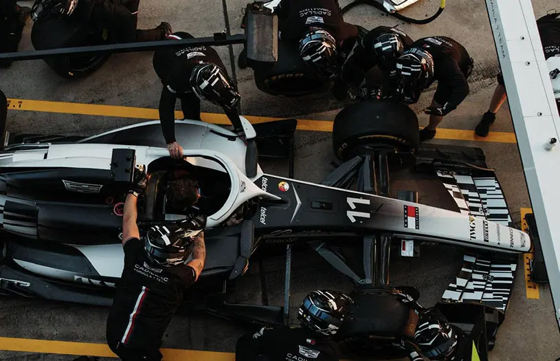 Complicado viernes de Sergio Pérez y el Cadillac F1 Team en el GP de China